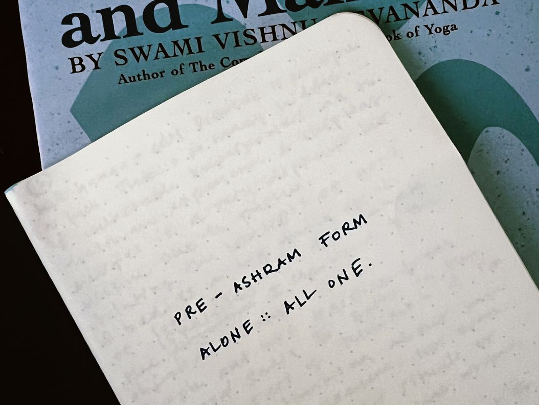 I'm living at an Ashram in the Indian Himalayas! Here's a day in the life